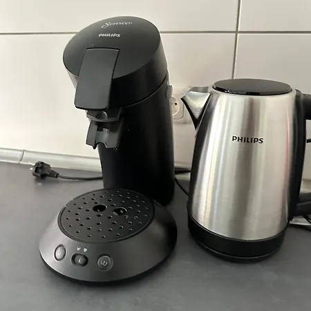 With Wifi, Kitchen And 4k Tv 埃森